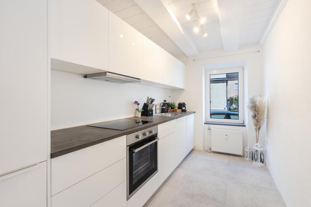 Terrace Apartment With 5 Rooms, Whirlpool And Bbq Augsburg Exterior photo